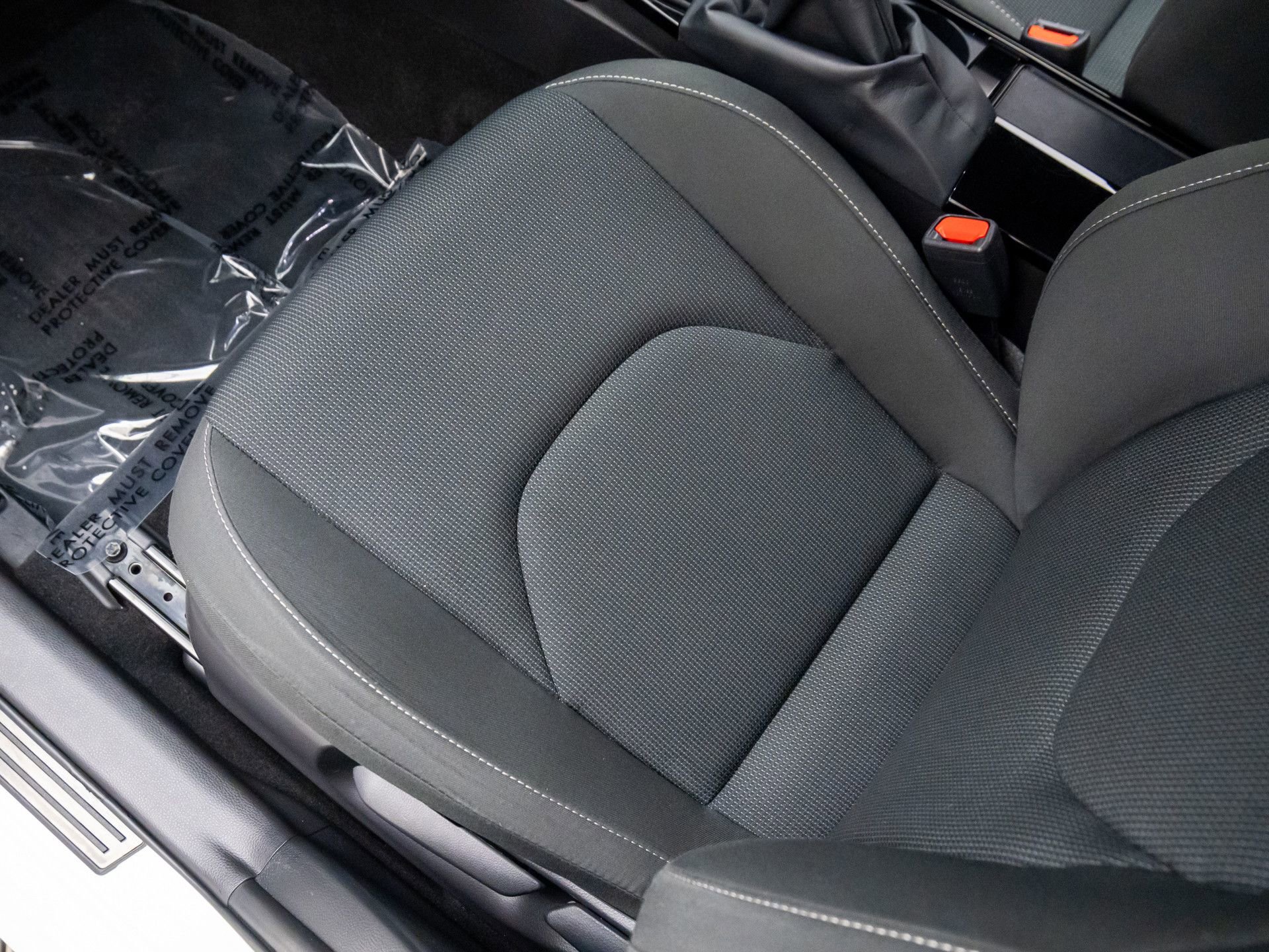 Used 2025 Toyota Corolla Premium w/ Styling Package (TMS) image 16