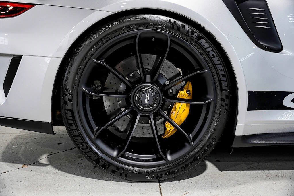 Used 2019 Porsche 911 GT3 RS RWD image 20