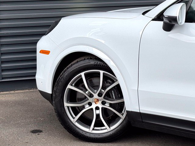 New 2026 Porsche Cayenne Coupe AWD/4WD image 12