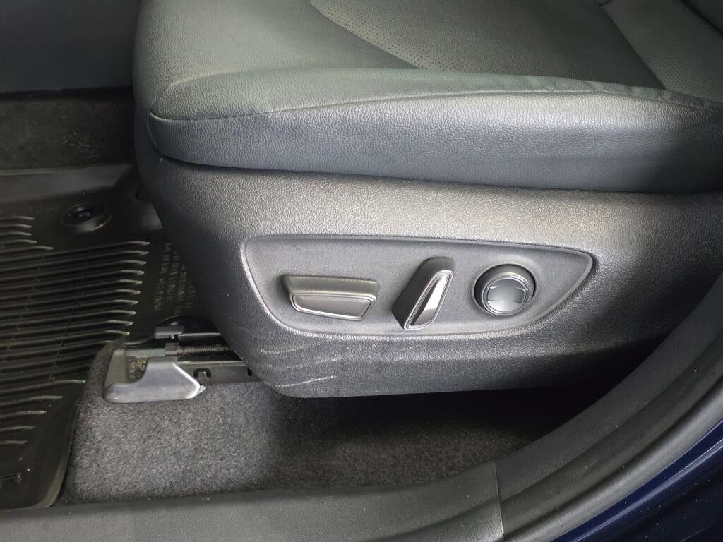 Certified 2024 Toyota Grand Highlander XLE image 24