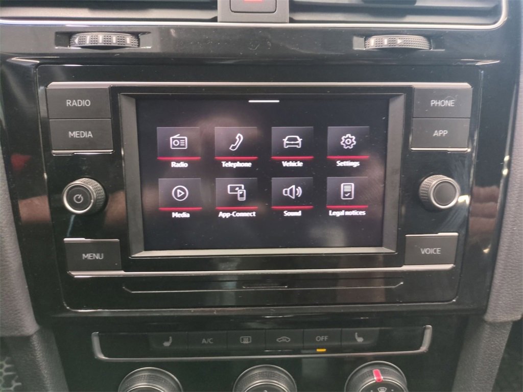 Used 2021 Volkswagen GTI SE image 22