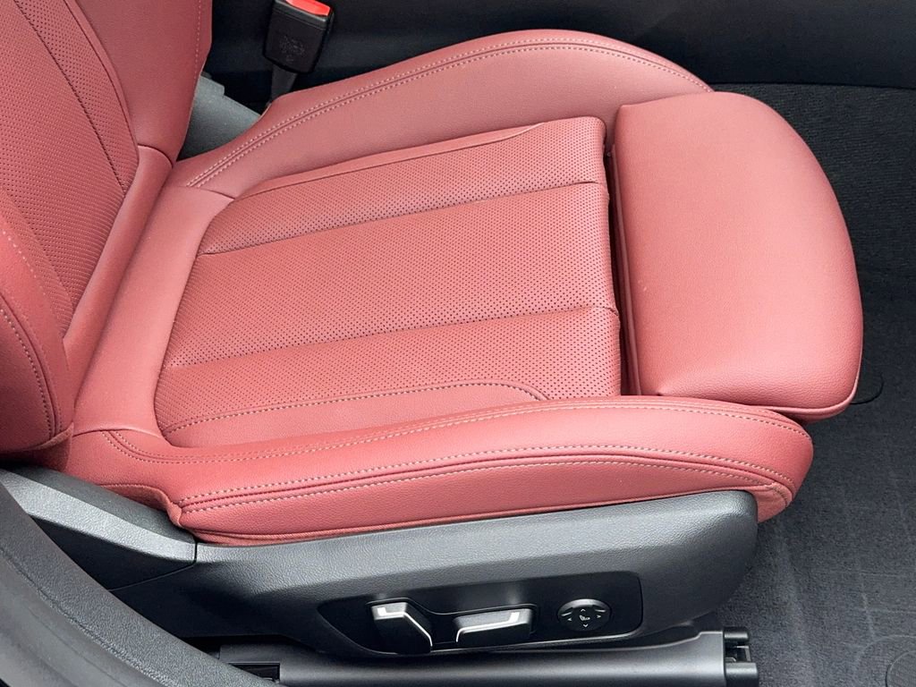 Used 2025 BMW i4 eDrive40 image 50