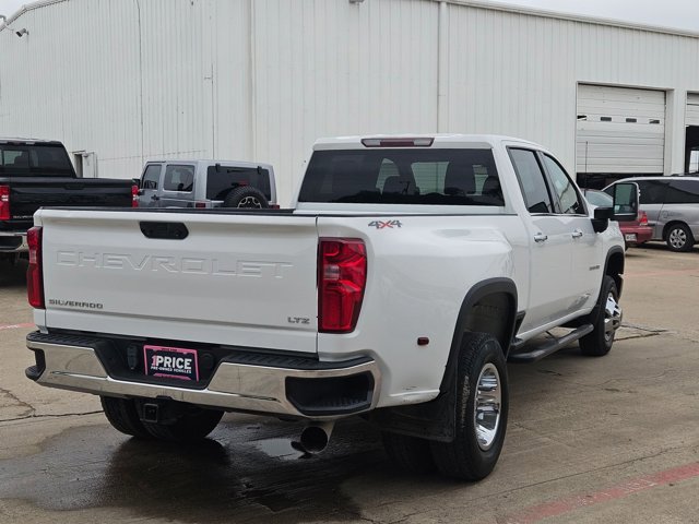 Used 2022 Chevrolet Silverado 3500 LTZ AWD/4WD image 5