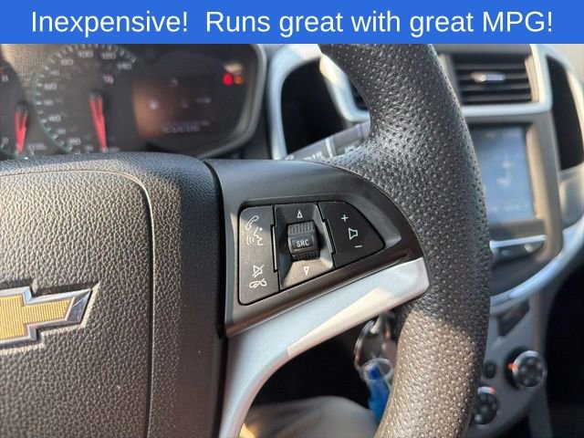 Used 2017 Chevrolet Sonic LT FWD image 30