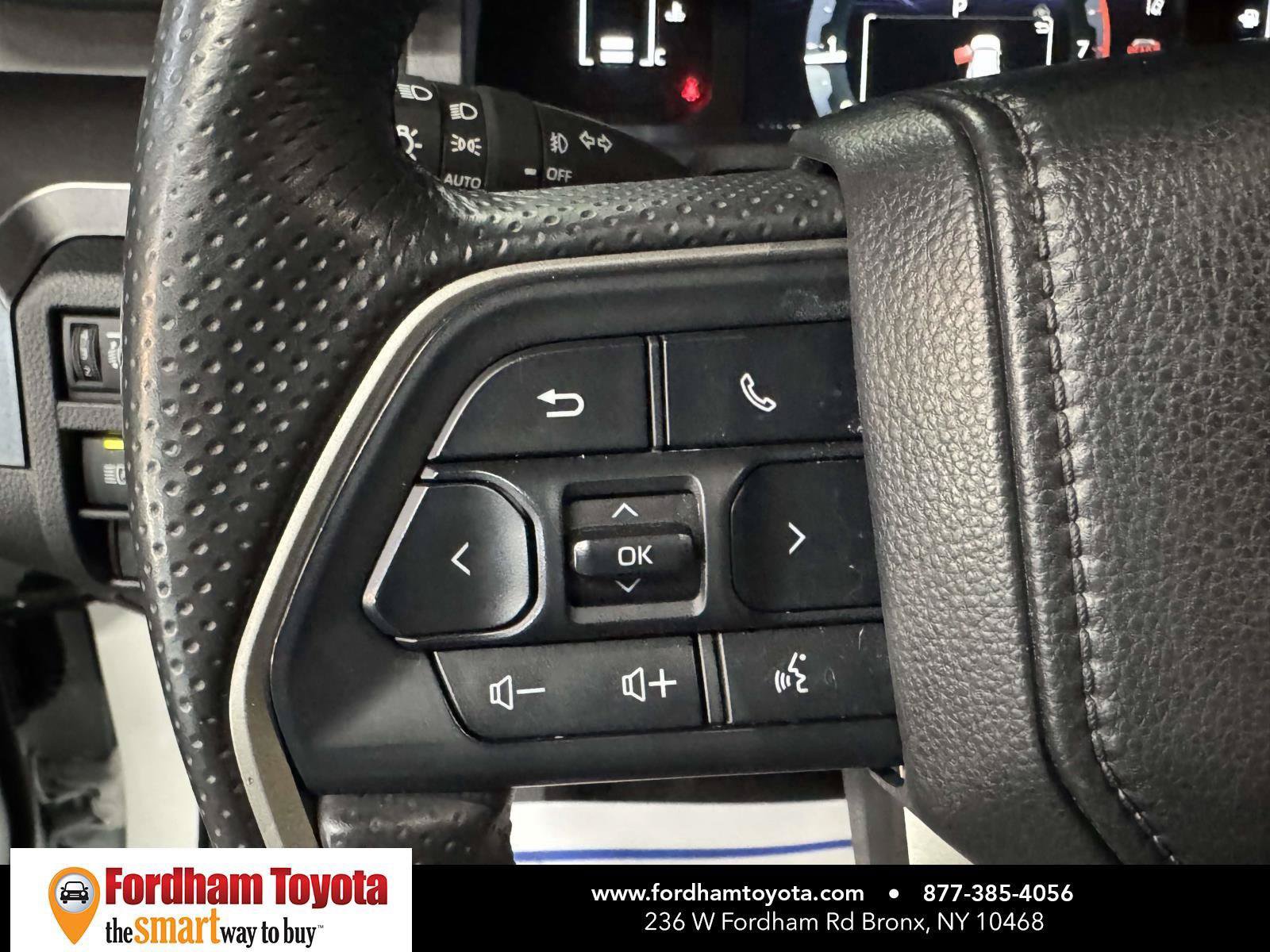 Used 2025 Toyota 4Runner SR5 AWD/4WD image 20