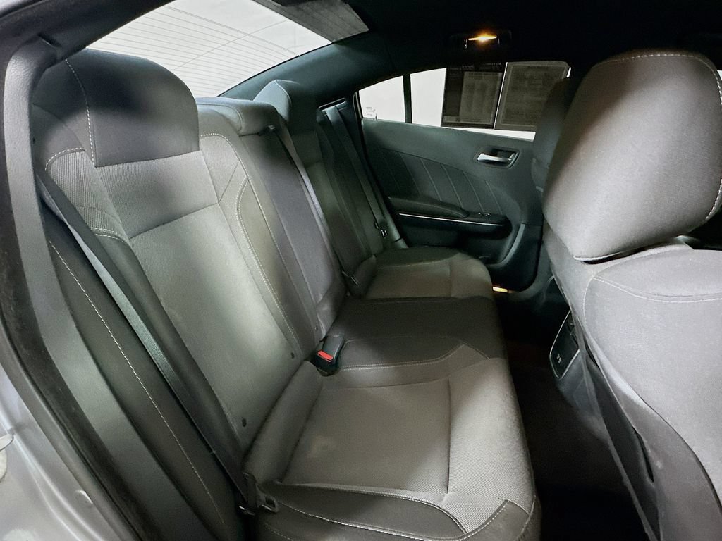 Used 2017 Dodge Charger R/T RWD image 11