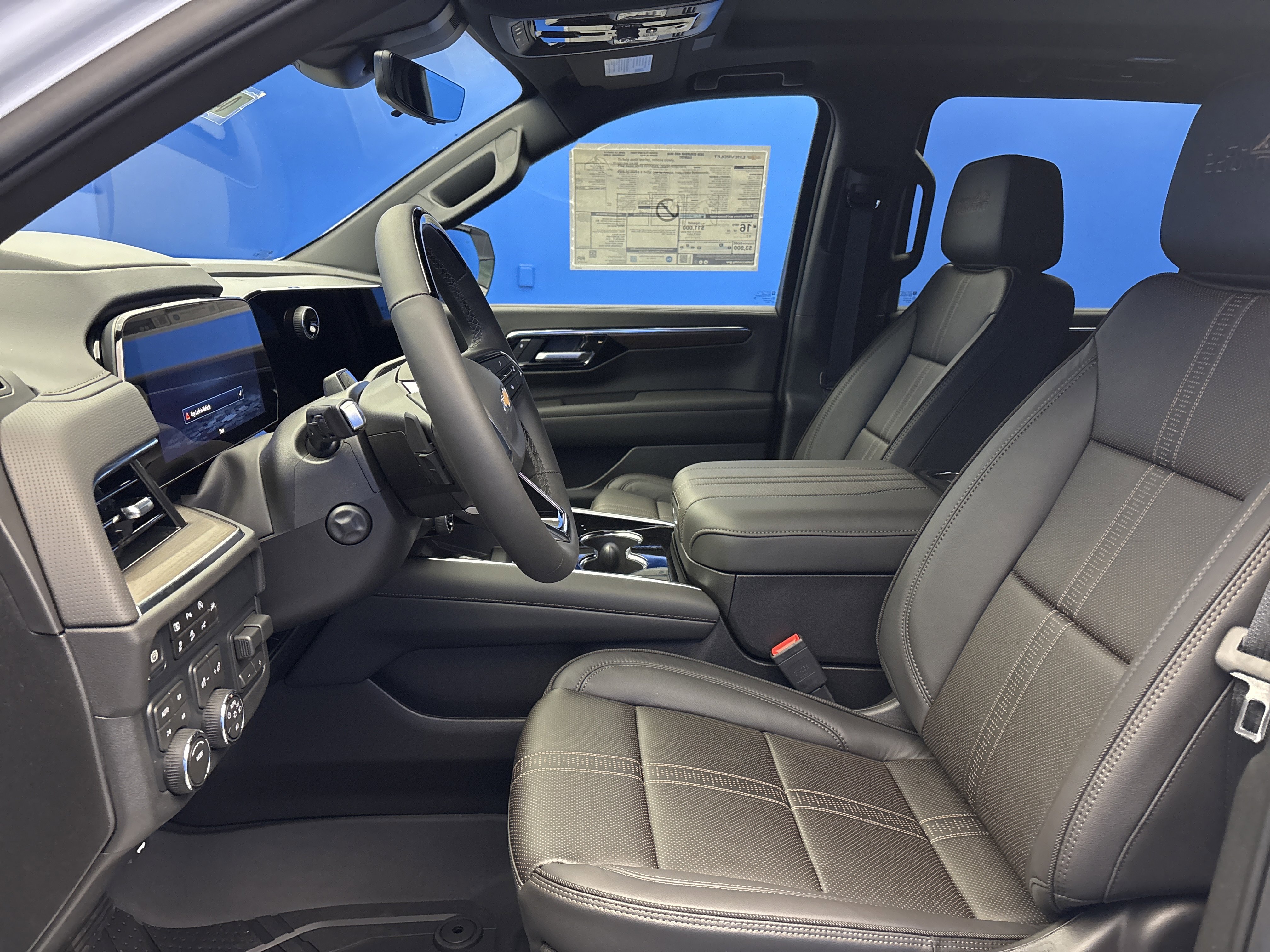 New 2026 Chevrolet Suburban High Country image 12