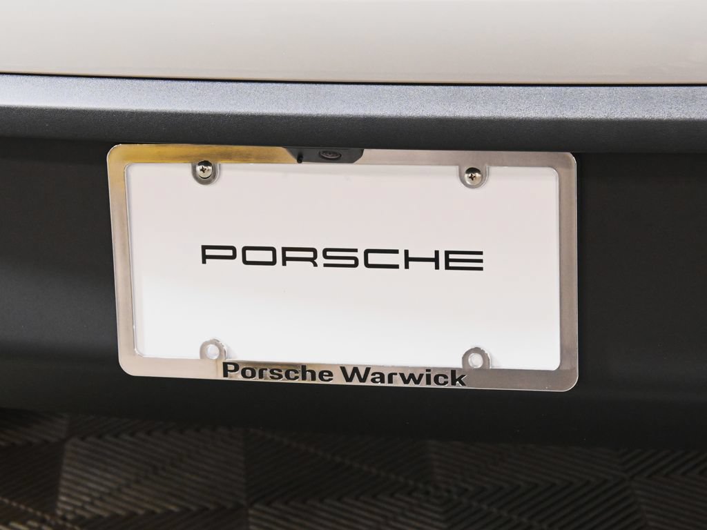 New 2026 Porsche Macan AWD/4WD image 14