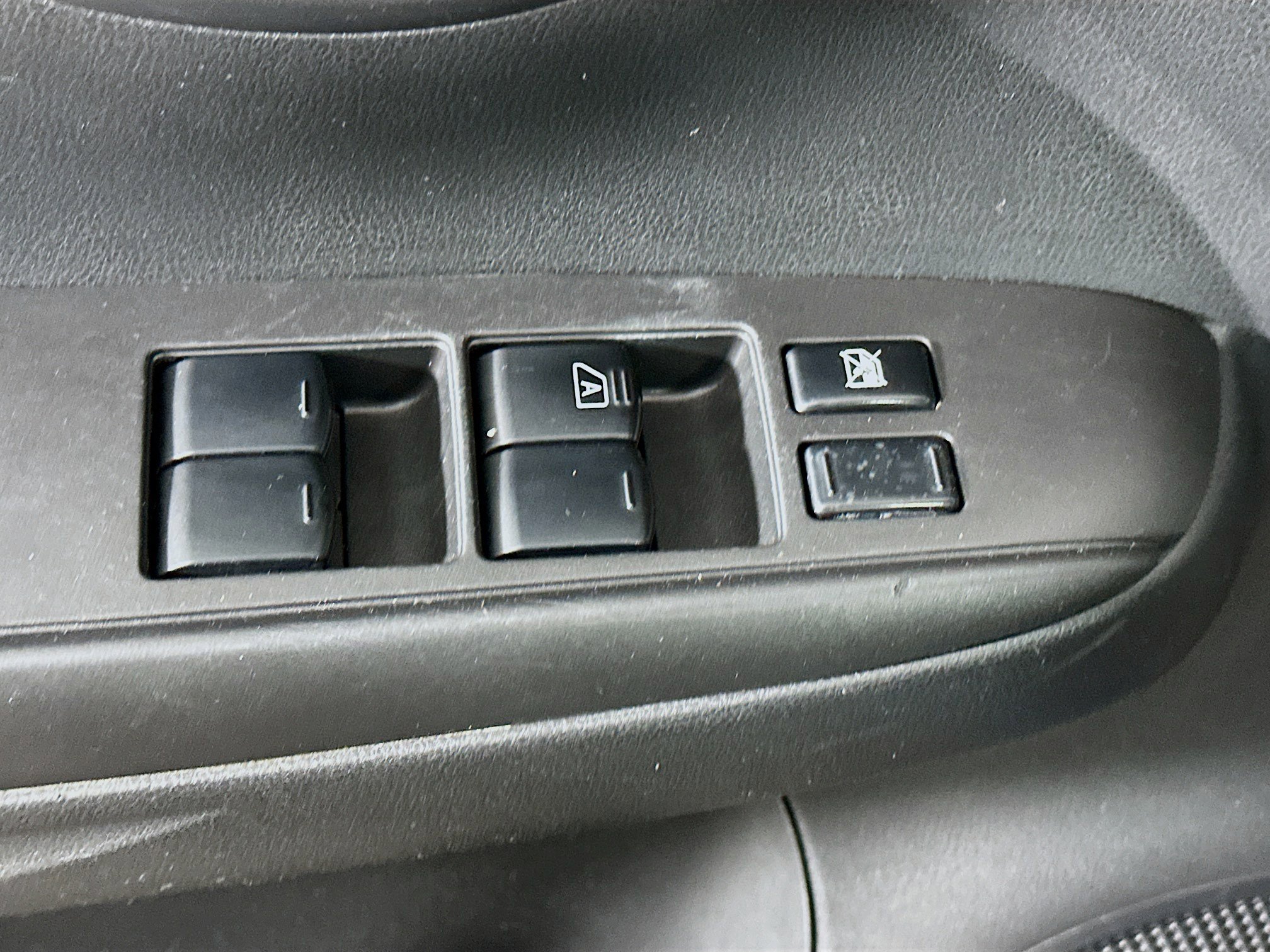 Used 2017 Nissan Versa SV image 15