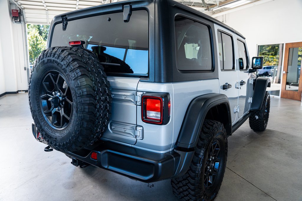 Used 2024 Jeep Wrangler Willys image 27