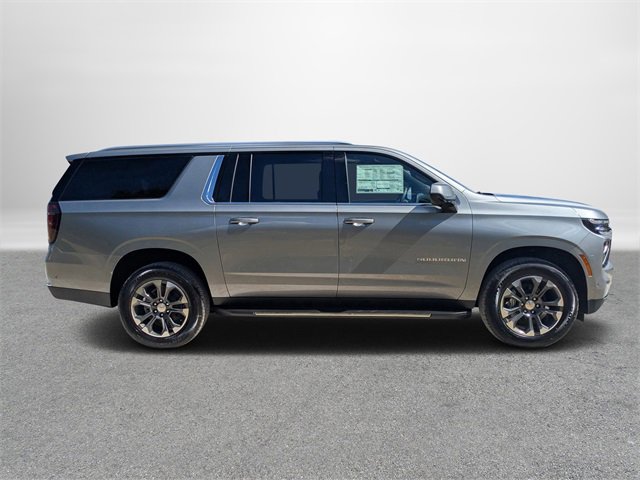 New 2026 Chevrolet Suburban LS image 3