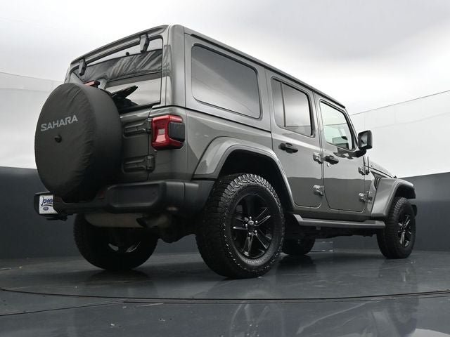 Used 2021 Jeep Wrangler Unlimited Sahara AWD/4WD image 36