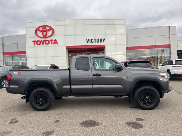Used 2020 Toyota Tacoma SR image 3
