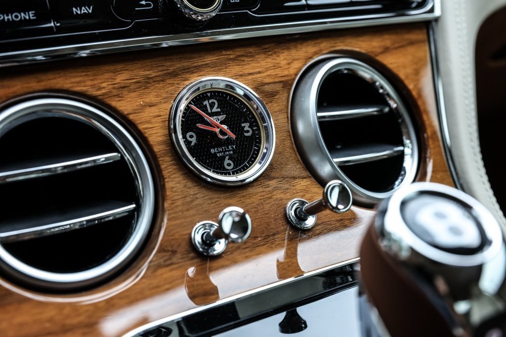 Used 2024 Bentley Continental GT image 12