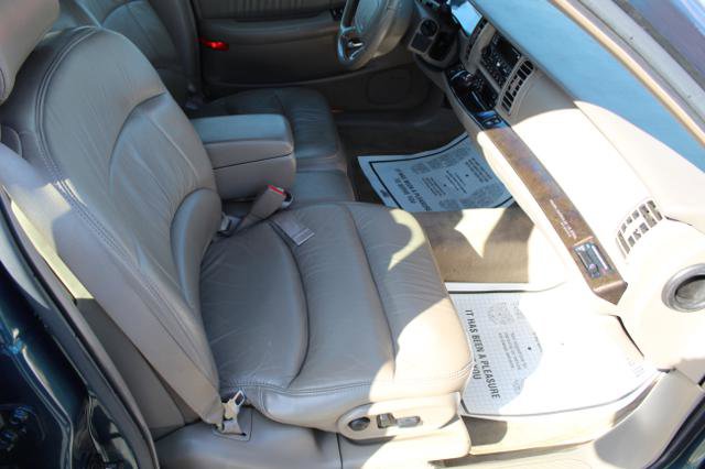 Used 1997 Buick Park Avenue Ultra image 17