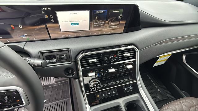 New 2026 Nissan Armada Platinum Reserve image 15