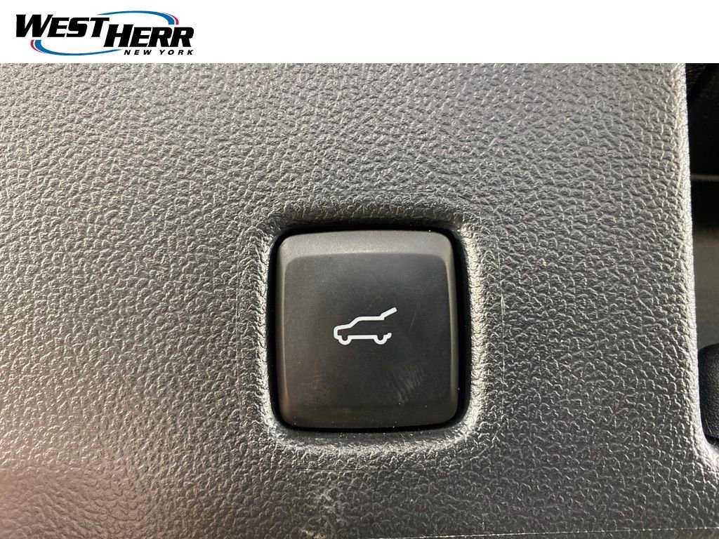 Used 2023 Ford Escape Active w/ Tech Pack #2 AWD/4WD image 17