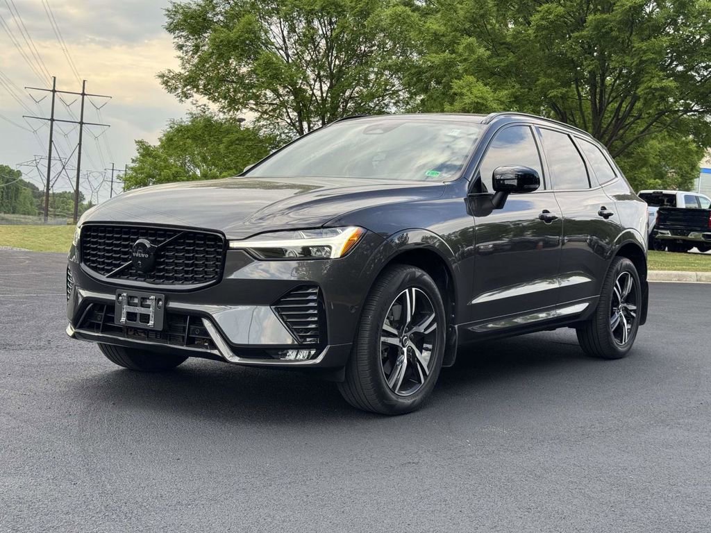Used 2022 Volvo XC60 B6 R-Design w/ Advanced Package AWD/4WD image 25