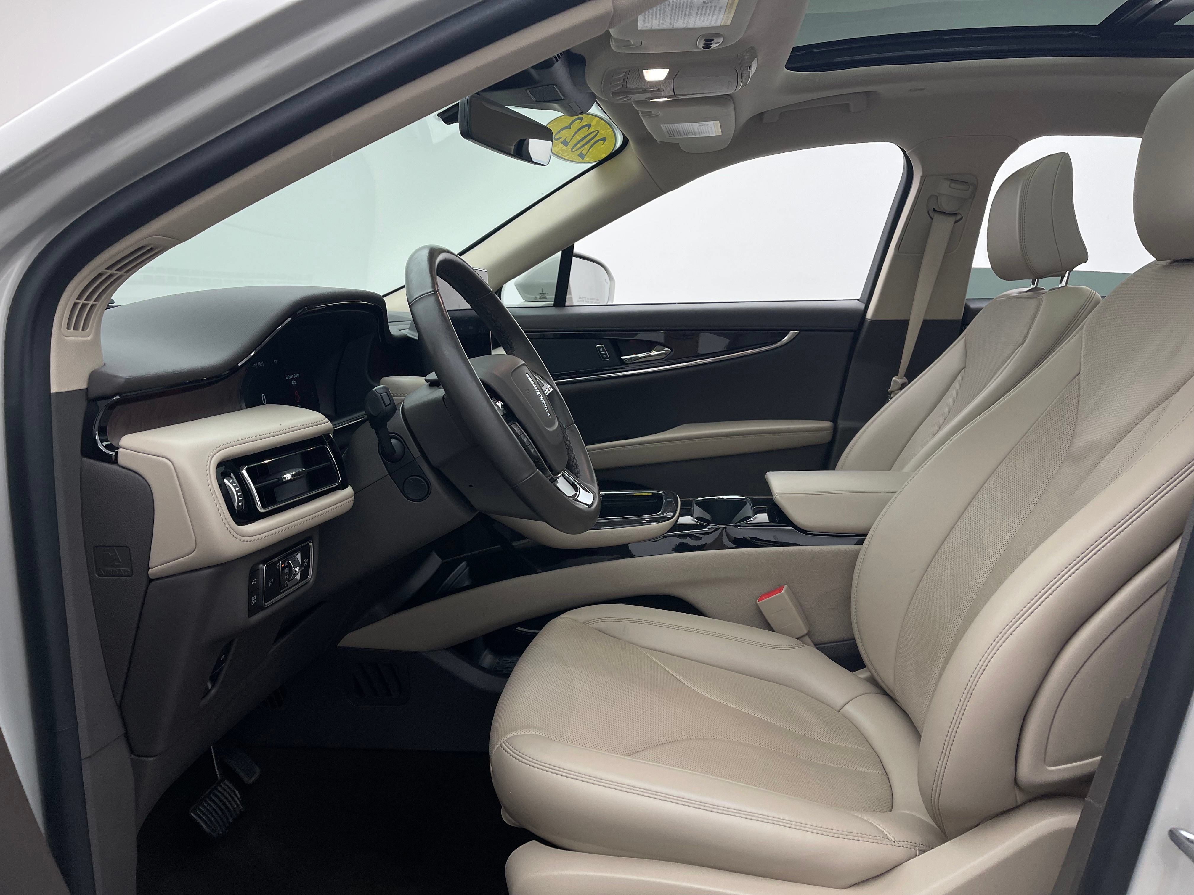 Used 2023 Lincoln Nautilus Reserve AWD/4WD image 19