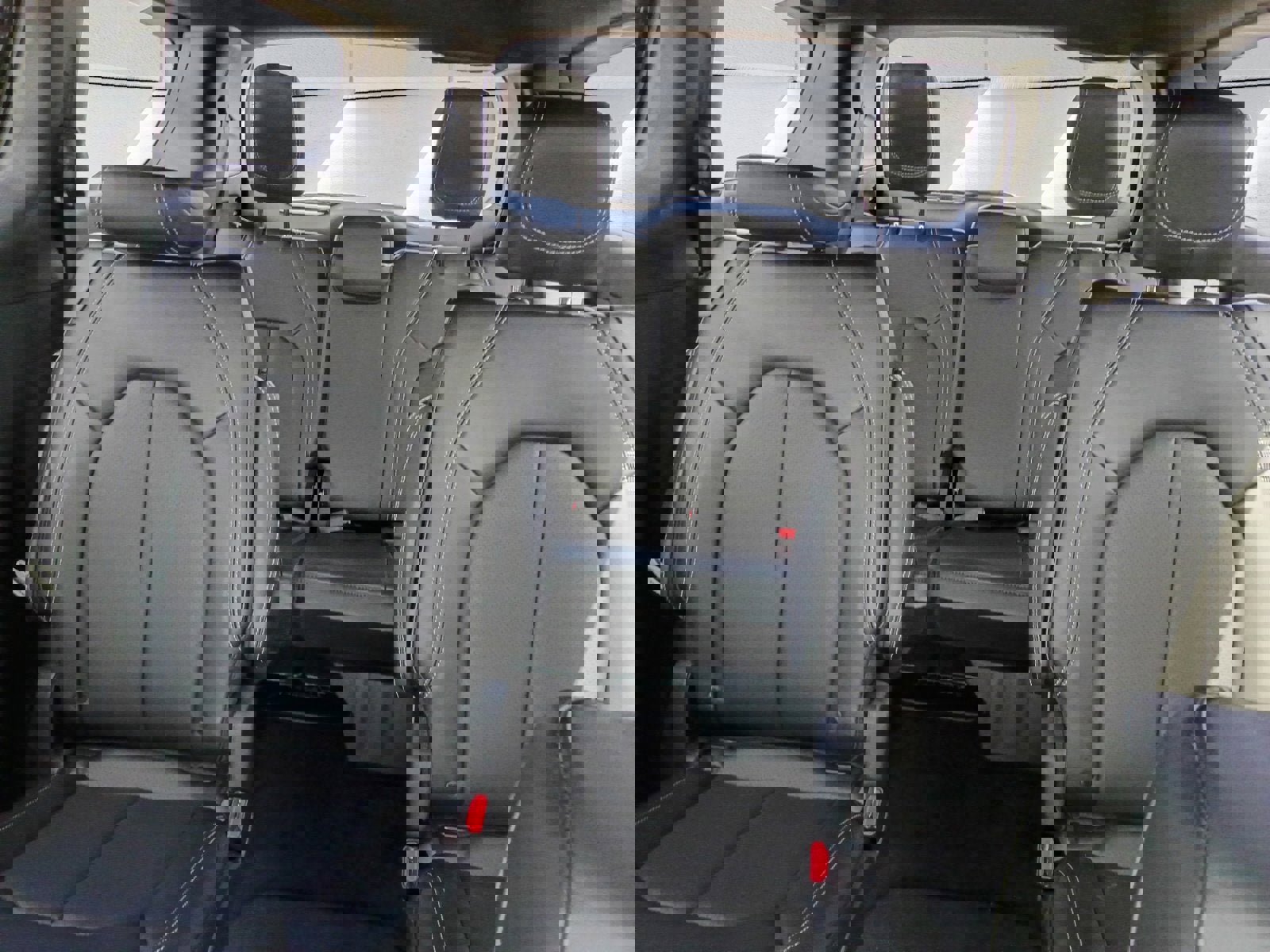 New 2026 Chrysler Pacifica Select image 14