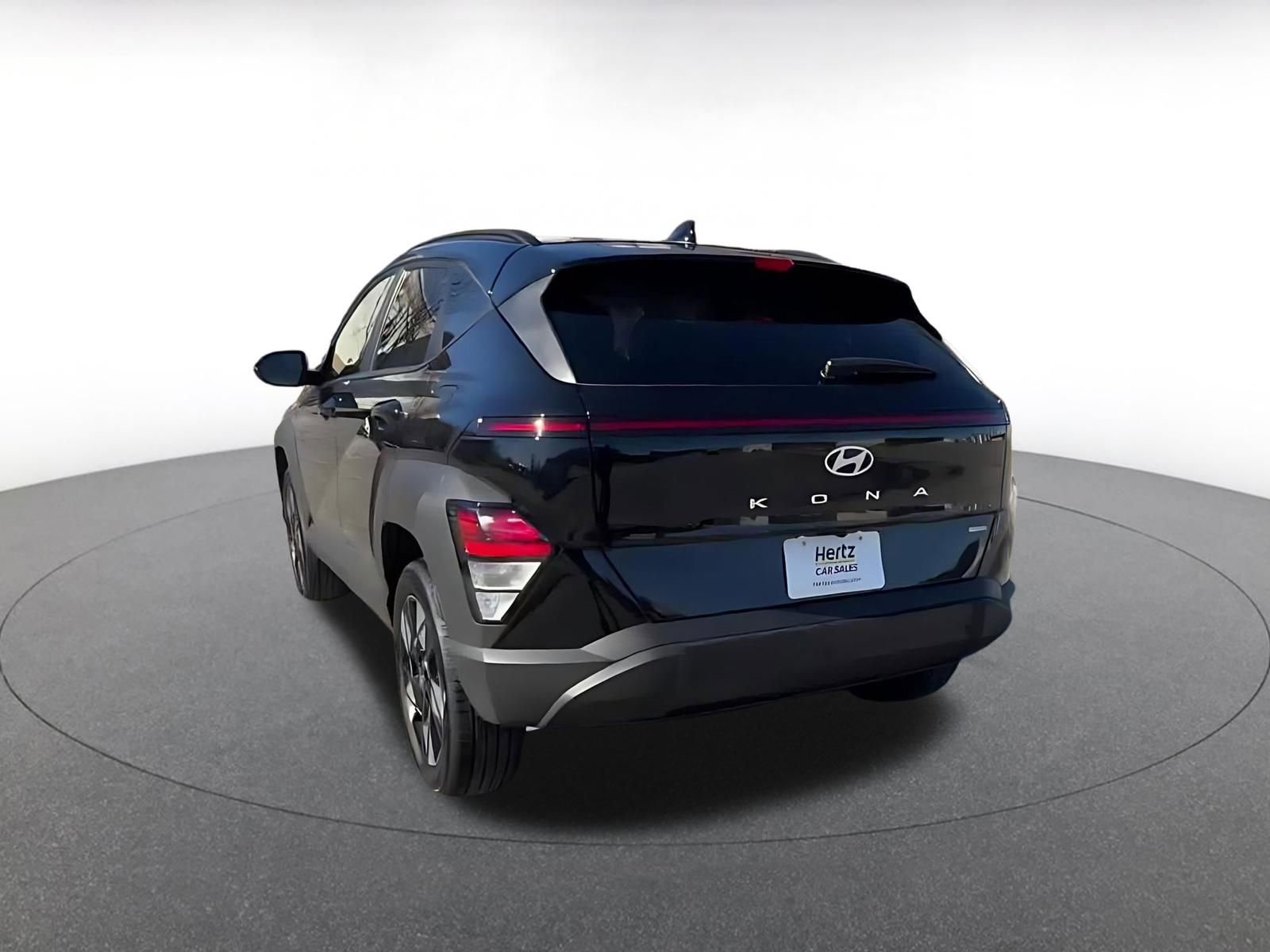 Used 2025 Hyundai Kona SEL image 11