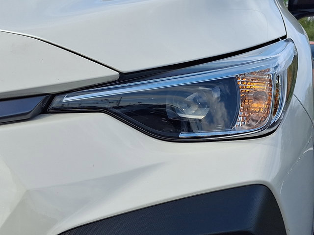 Certified 2024 Subaru Crosstrek 2.0i Premium AWD/4WD image 10