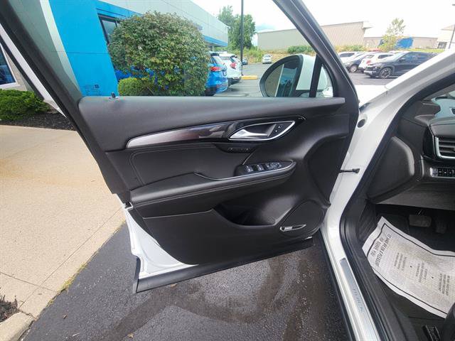 Used 2024 Buick Envision Preferred AWD/4WD image 17