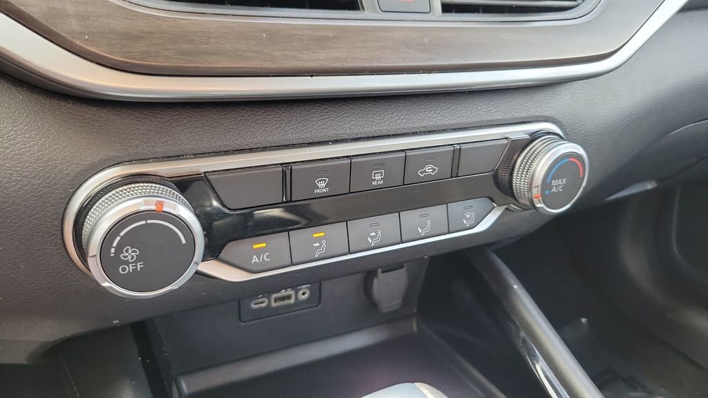 Used 2023 Nissan Altima 2.5 SV image 23