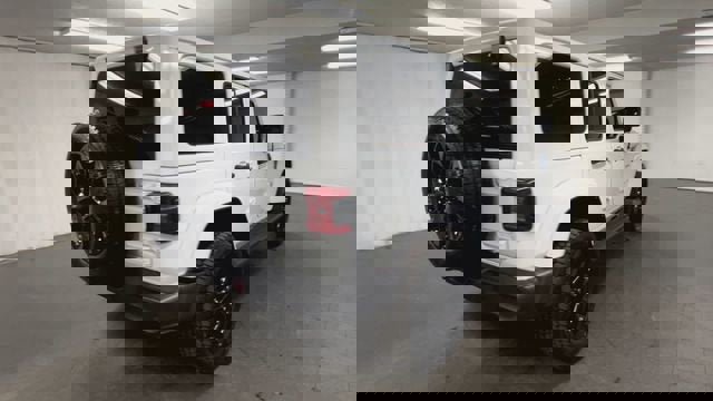 Used 2021 Jeep Wrangler Unlimited Sahara w/ Cold Weather Group image 8