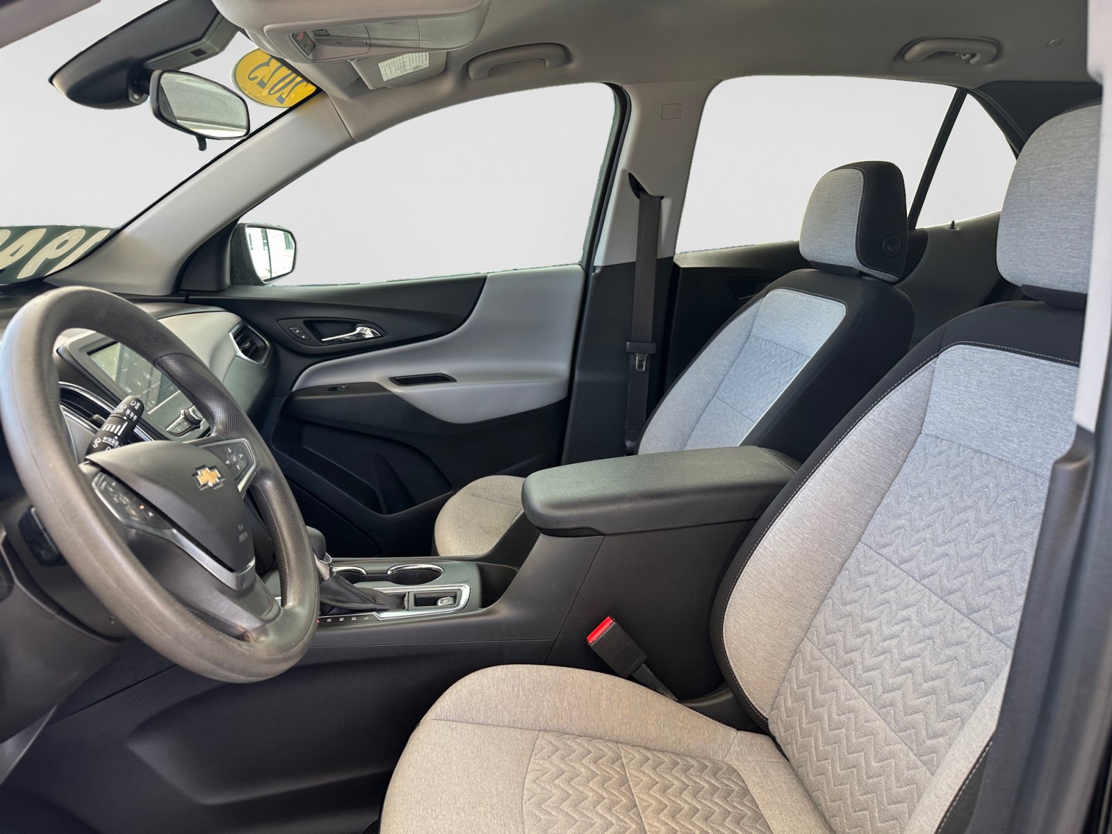 Used 2023 Chevrolet Equinox LS w/ LS Convenience Package FWD image 10