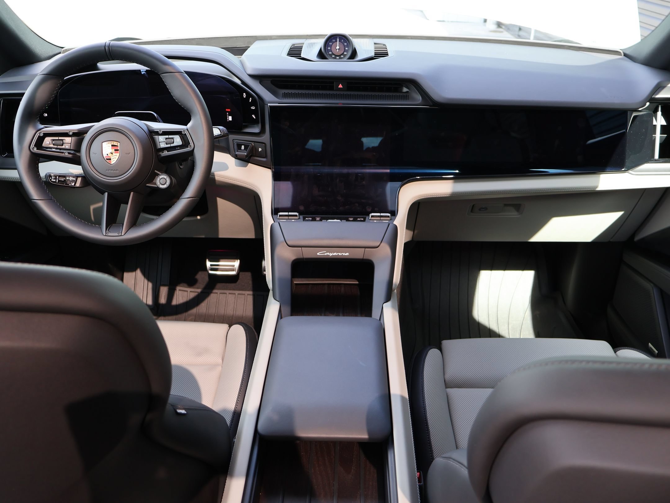 New 2026 Porsche Cayenne S AWD/4WD image 28