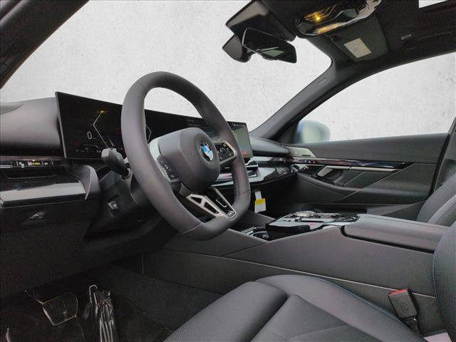 New 2026 BMW 530i xDrive w/ Executive Package image 3