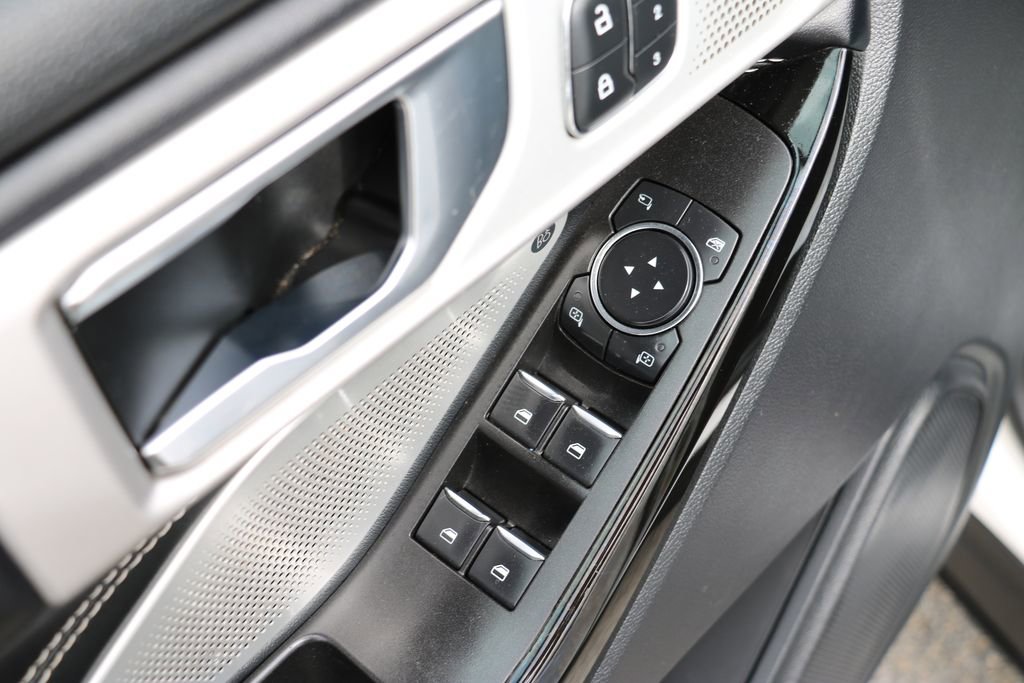 Used 2021 Ford Explorer ST w/ ST Street Pack image 7