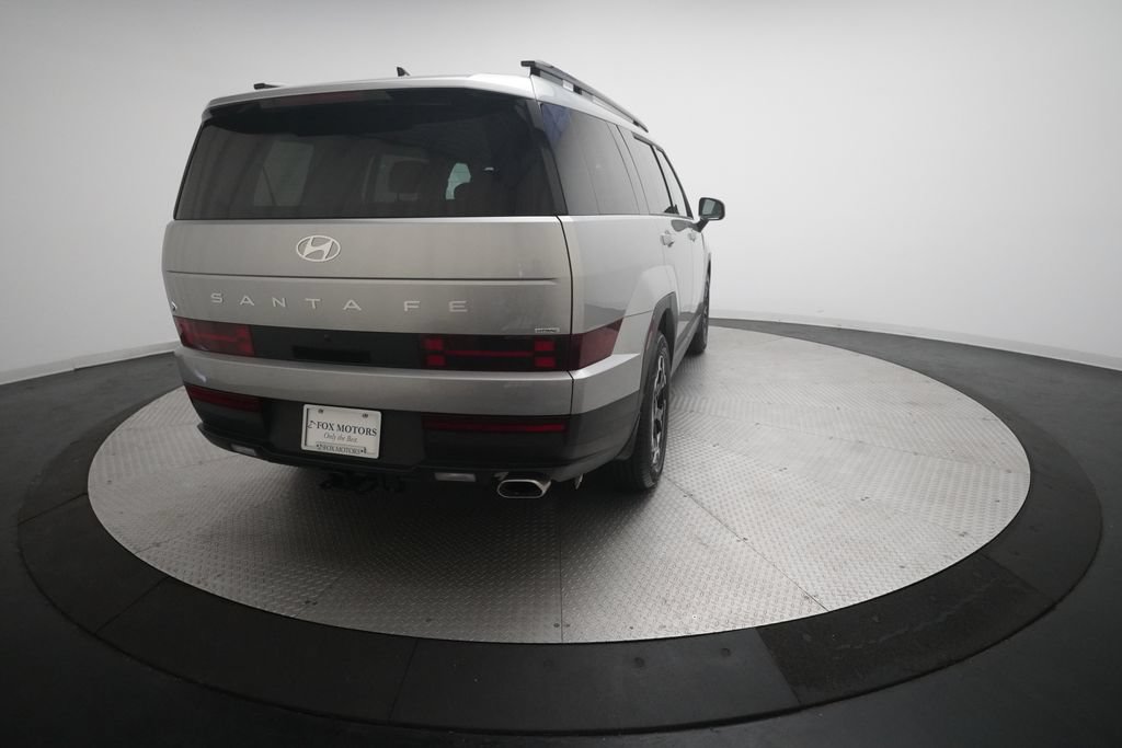 Used 2025 Hyundai Santa Fe SEL AWD/4WD image 13