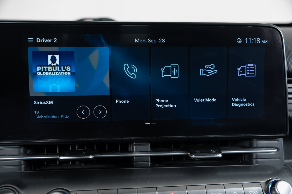 Certified 2025 Hyundai Kona SEL FWD image 31