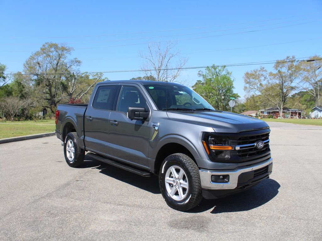 New 2026 Ford F150 XLT w/ Equipment Group 302A MID image 2