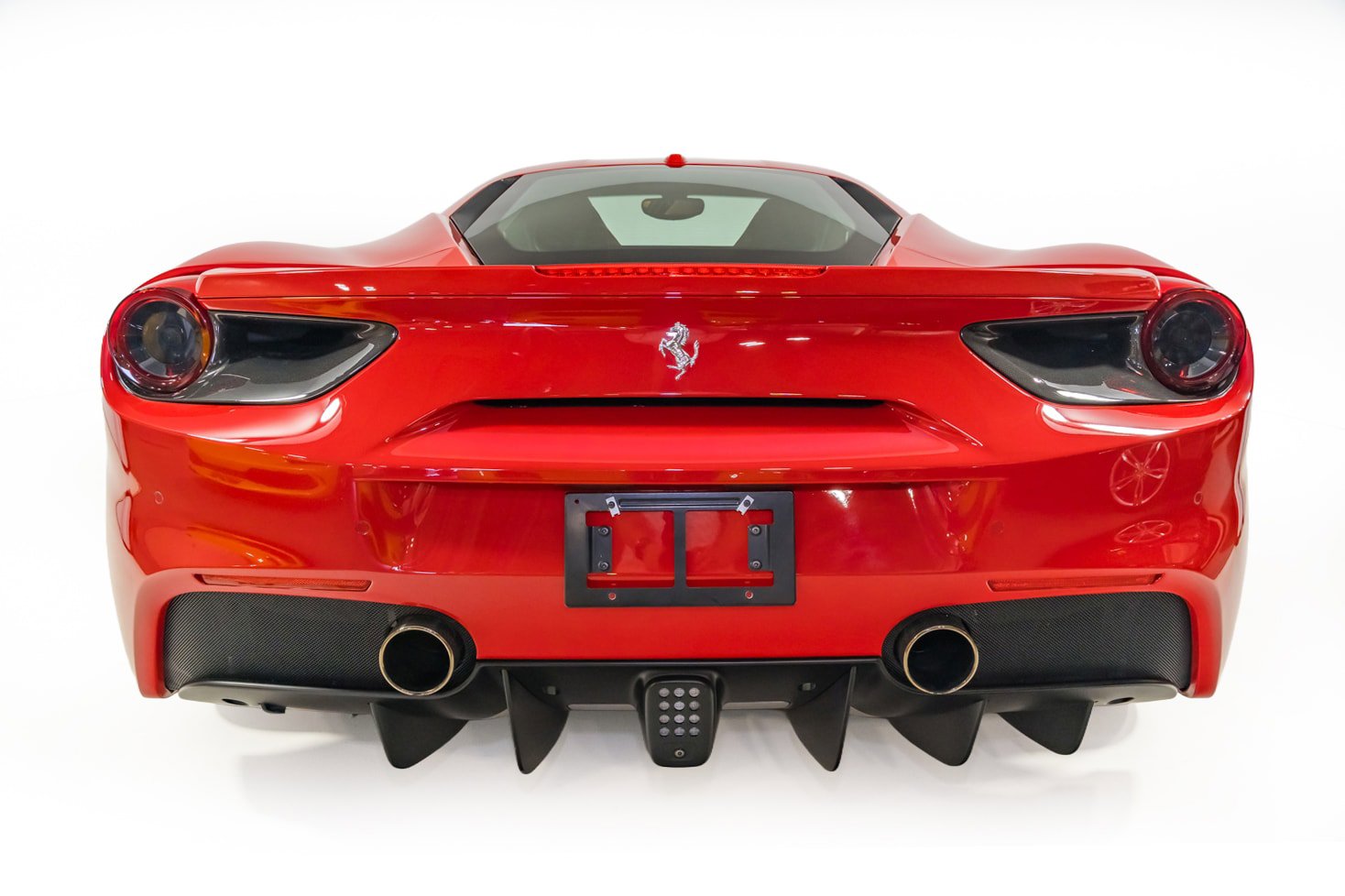 Used 2018 Ferrari 488 GTB RWD image 8