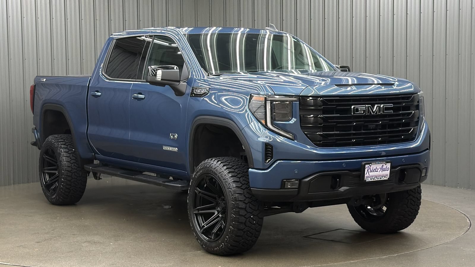 Used 2026 GMC Sierra 1500 Elevation w/ Elevation Premium Package AWD/4WD image 7