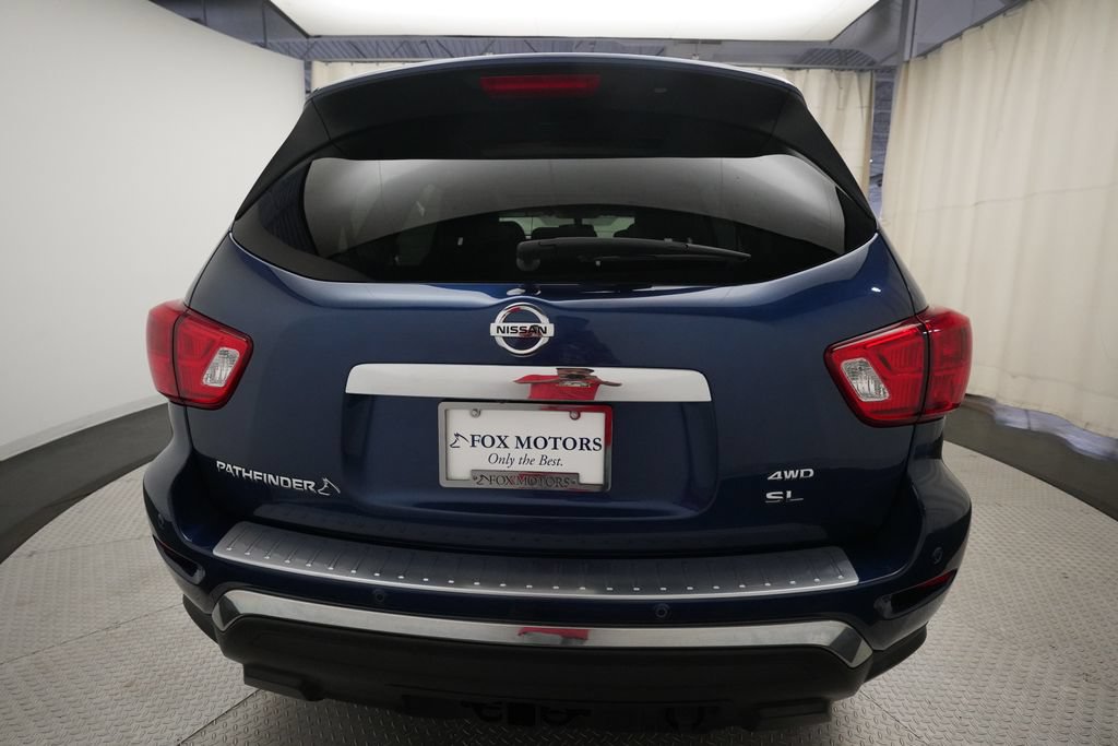 Used 2020 Nissan Pathfinder SL AWD/4WD image 28