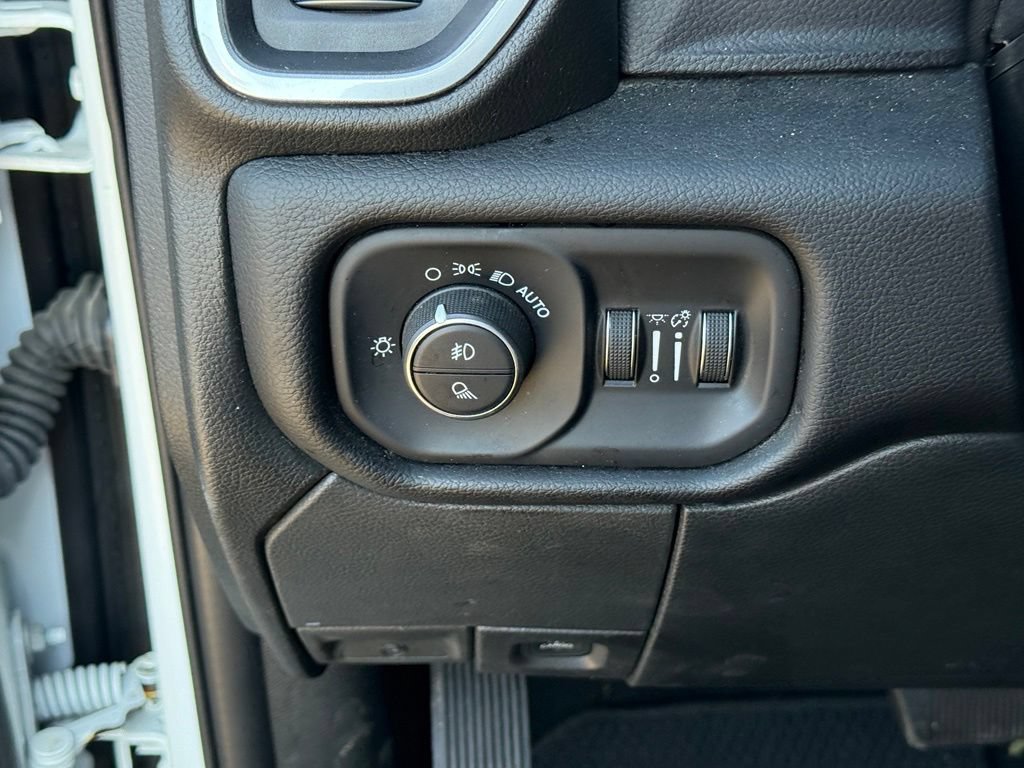Used 2024 RAM 2500 Laramie AWD/4WD image 19