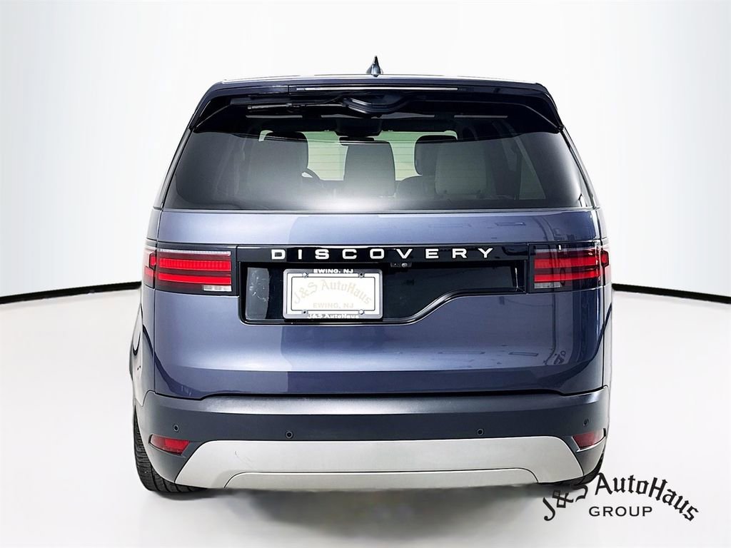 Used 2024 Land Rover Discovery S AWD/4WD image 6
