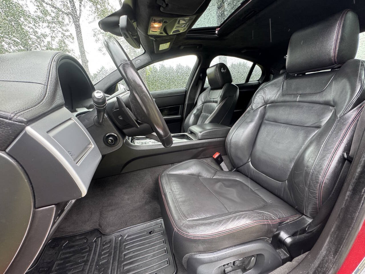 Used 2015 Jaguar XF Sport AWD/4WD image 9