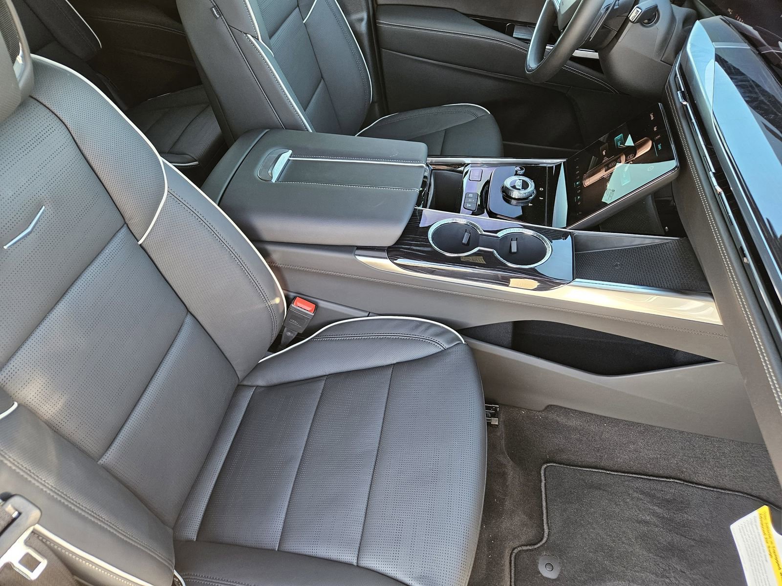 New 2026 Cadillac Escalade ESV Sport w/ Touring Package image 16