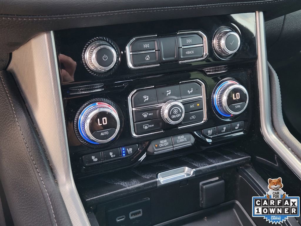 Used 2022 GMC Yukon XL Denali w/ Denali Premium Package image 25