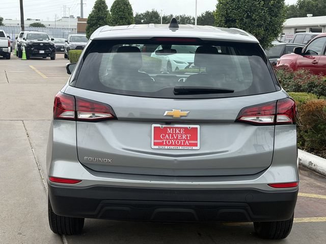 Used 2023 Chevrolet Equinox LS w/ LPO, Floor Liner Package FWD image 6