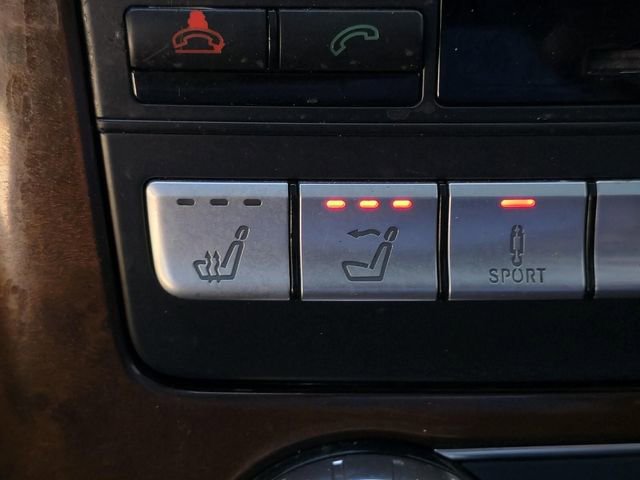 Used 2015 Mercedes-Benz SLK 350 image 25