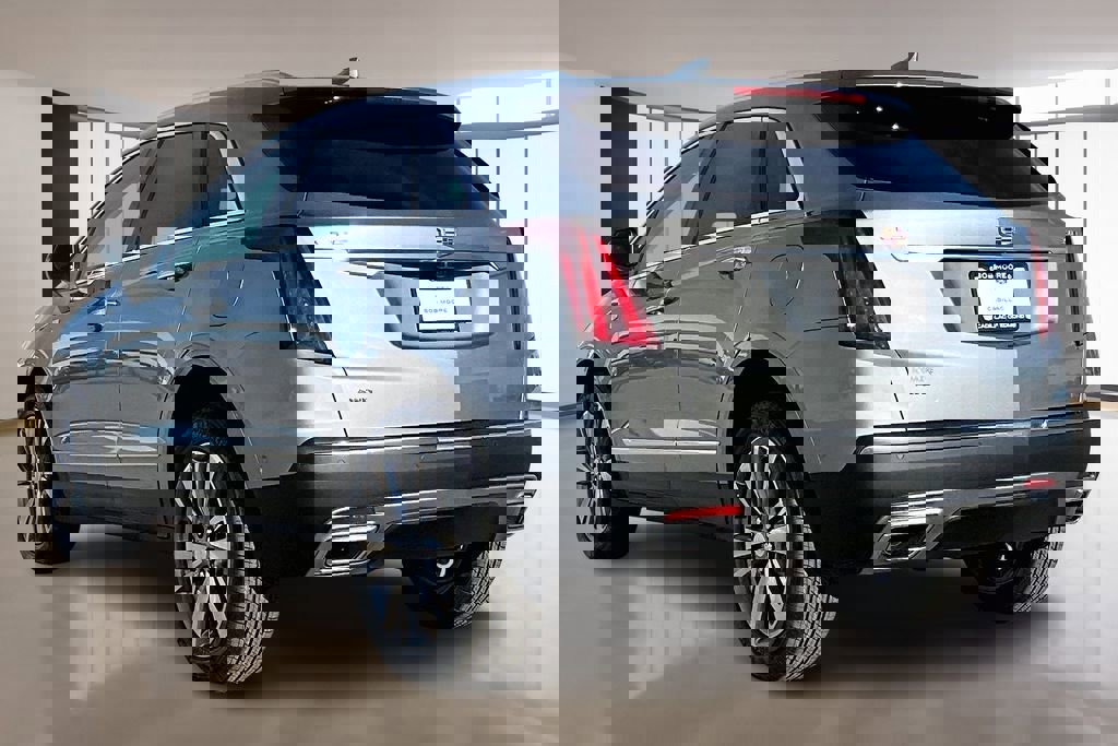 New 2026 Cadillac XT5 Premium Luxury w/ LPO, Floor Liner Package image 3