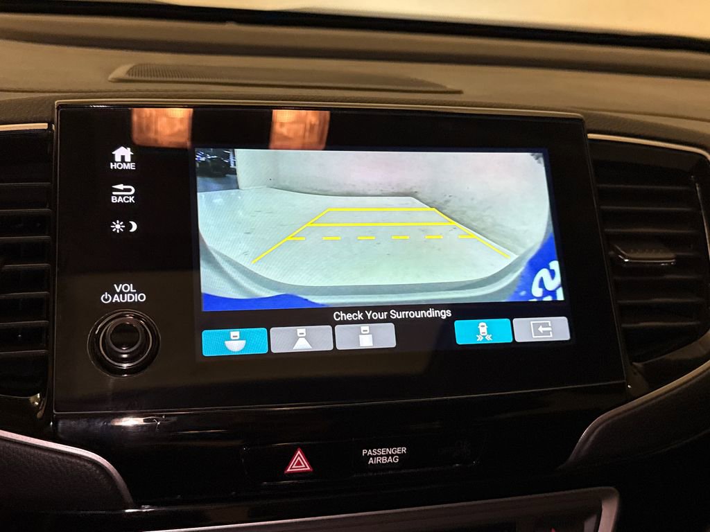 Certified 2022 Honda Pilot Touring image 25