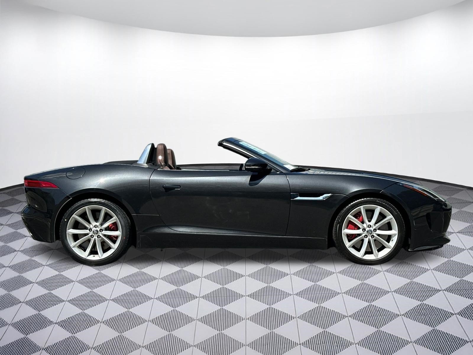 Used 2014 Jaguar F-TYPE S RWD image 8