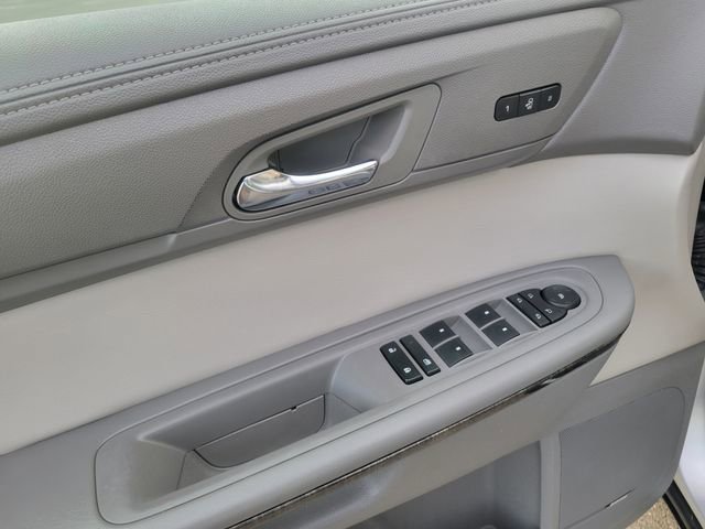 Used 2016 GMC Acadia SLT w/ Open Road Package image 16